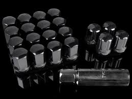 lug nuts and accessories
